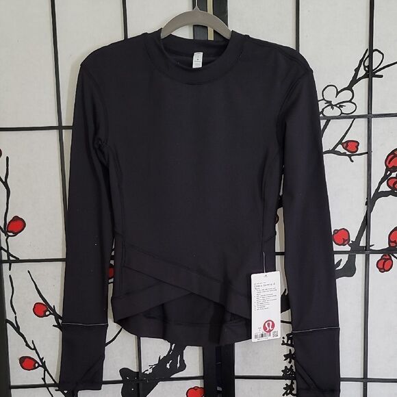 Lululemon Close to Crossing Long Sleeve - Picture 1 of 10